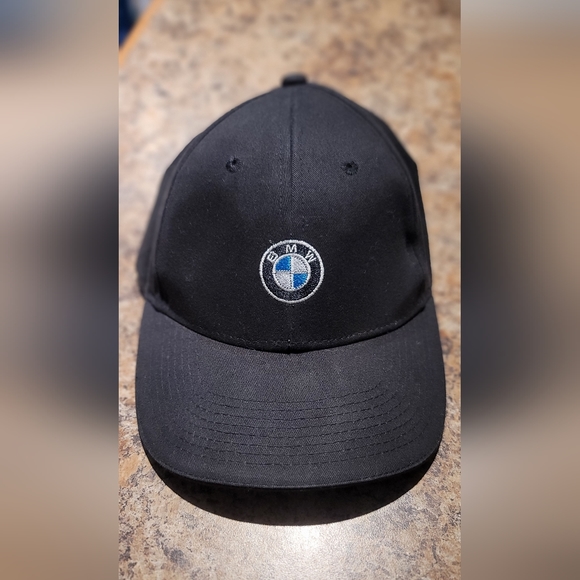 BMW Lifestyles Logo Branded Black Cap Hat - Picture 1 of 4